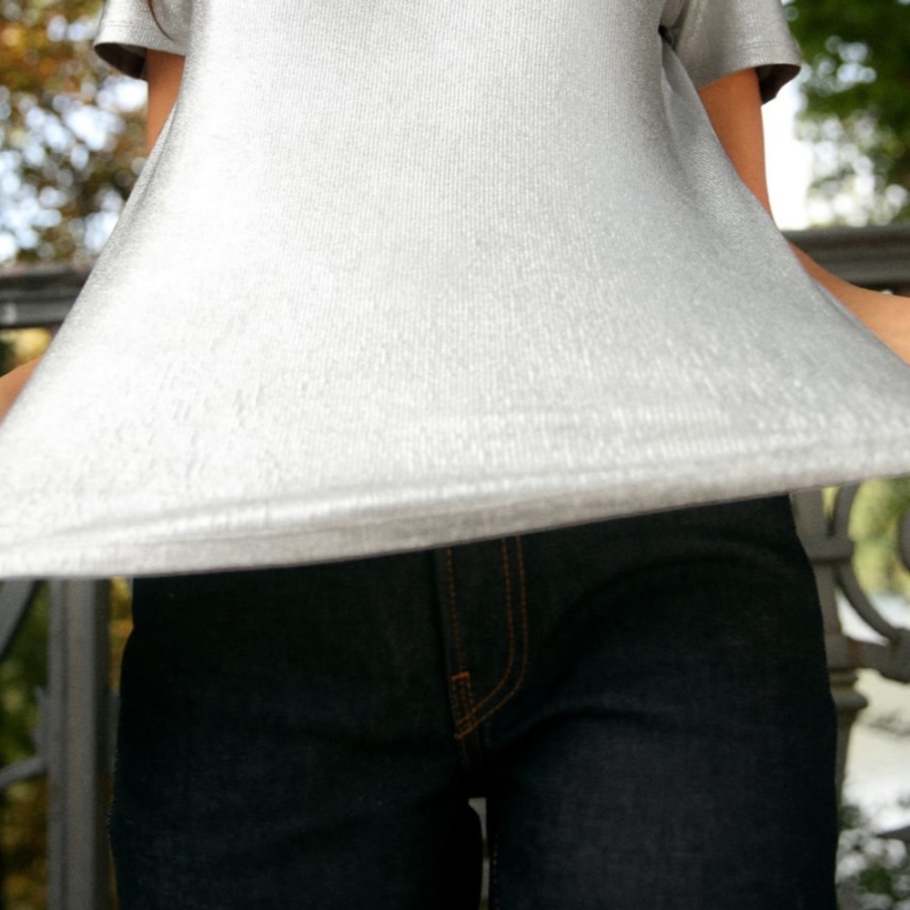 Silver metallic top